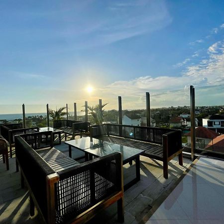 Anaya Hotel Canggu Buitenkant foto